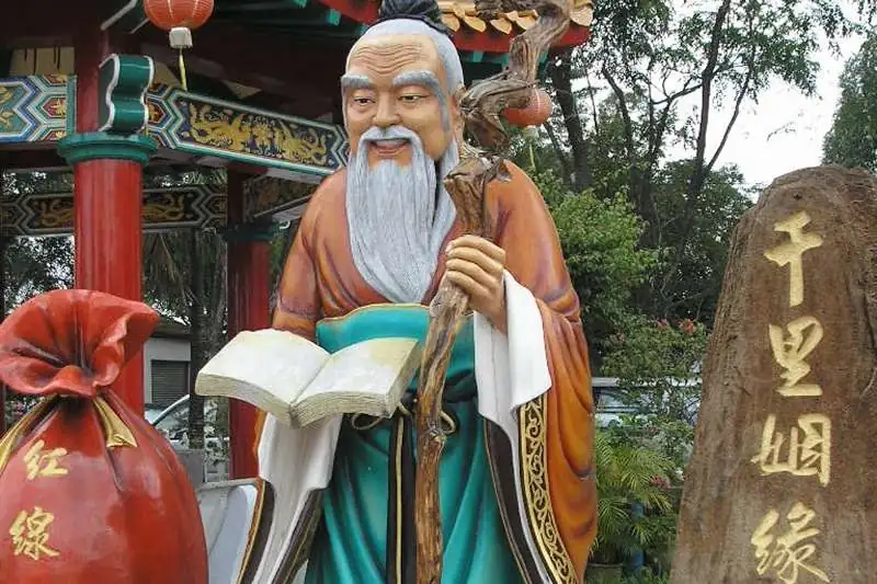 《全台最靈月老廟推薦與拜月老全攻略，讓愛情不再等待！》