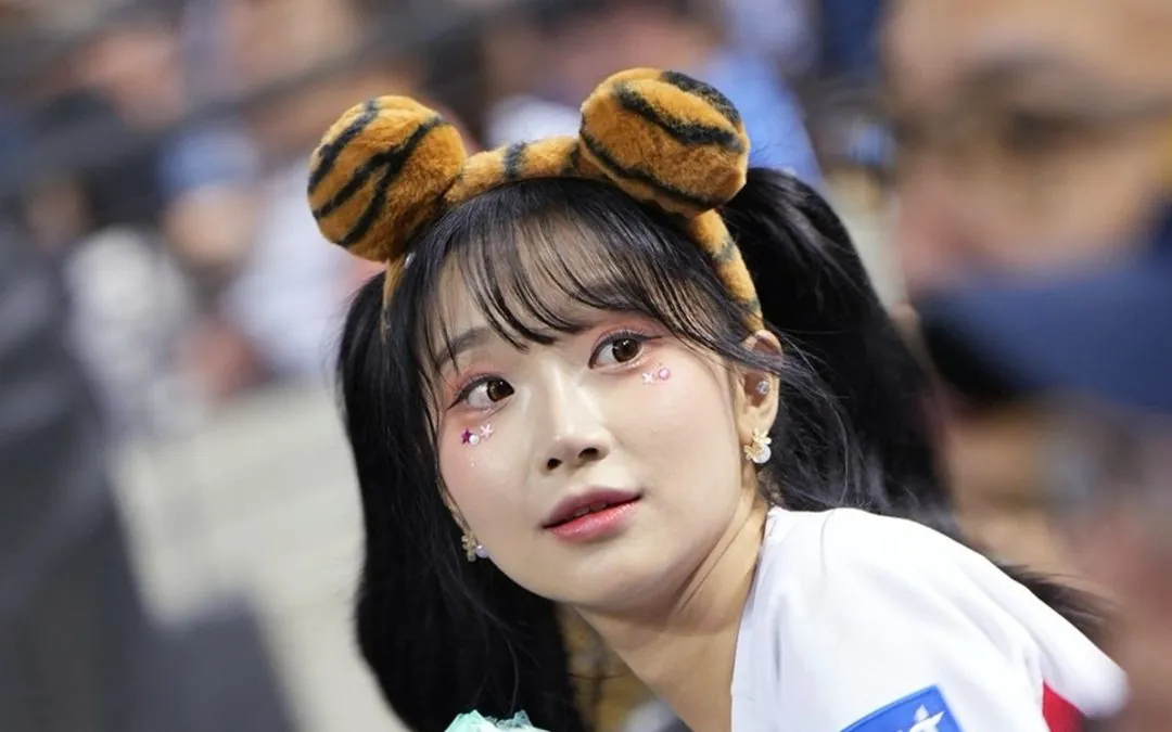 《韓國啦啦隊女神李珠珢確定加盟台灣球團，明年登場引爆期待！》