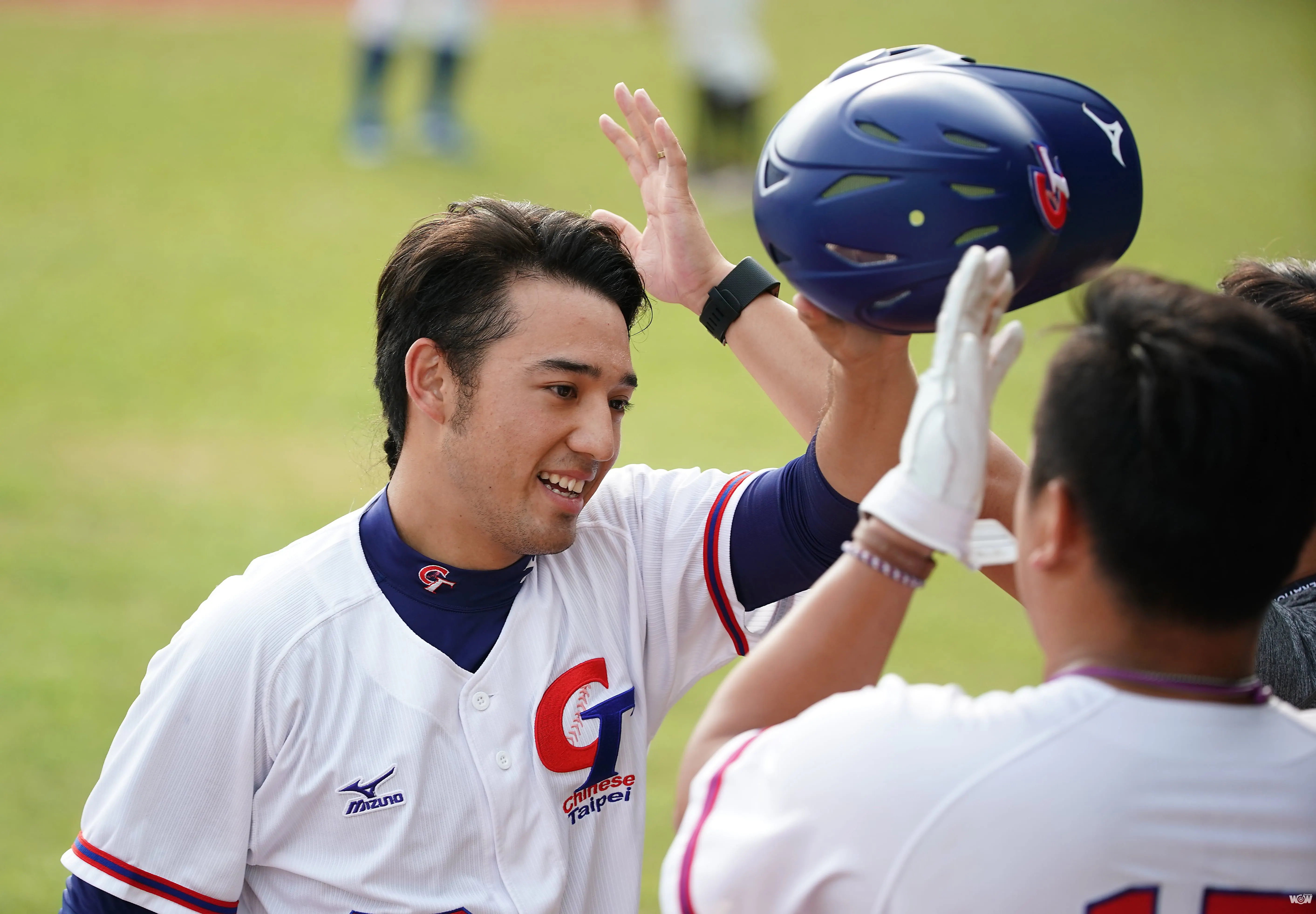 林安可擊掌慶祝畫面｜中華職棒明星外野手展現團隊精神