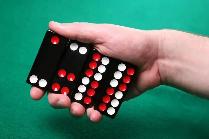 天九牌、黑粒仔怎麼玩？術語、技巧分析